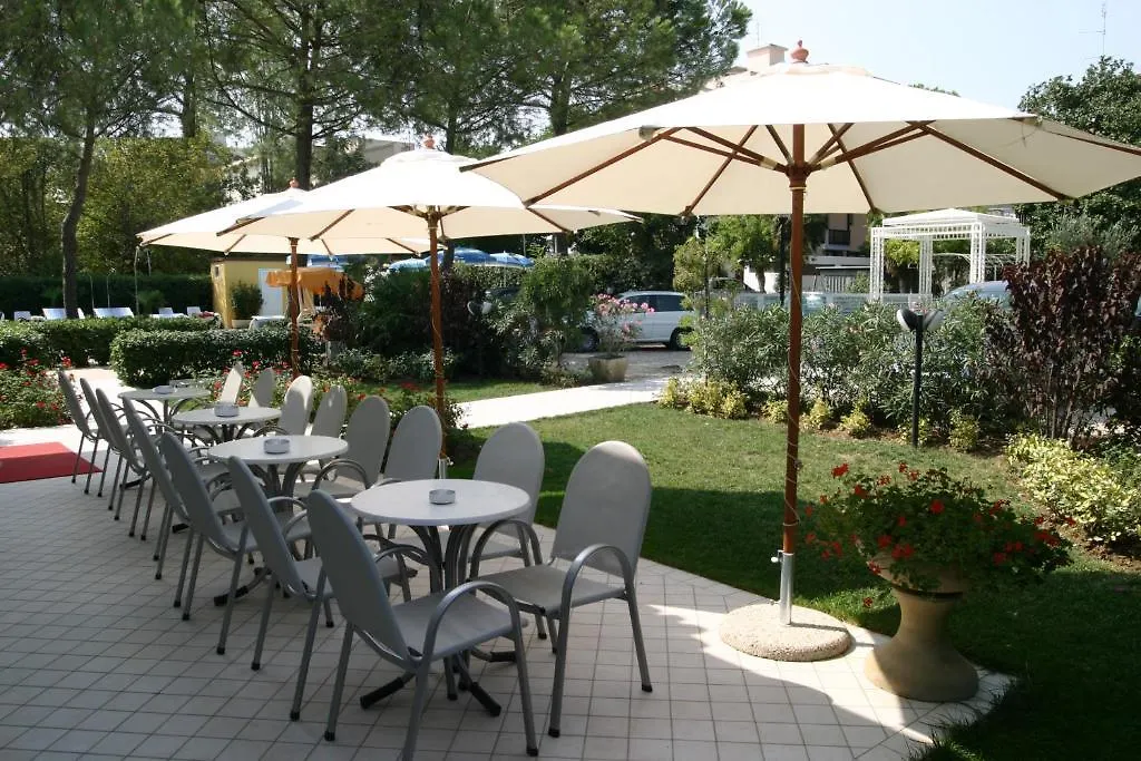 Hotel Bahama Rimini Italy