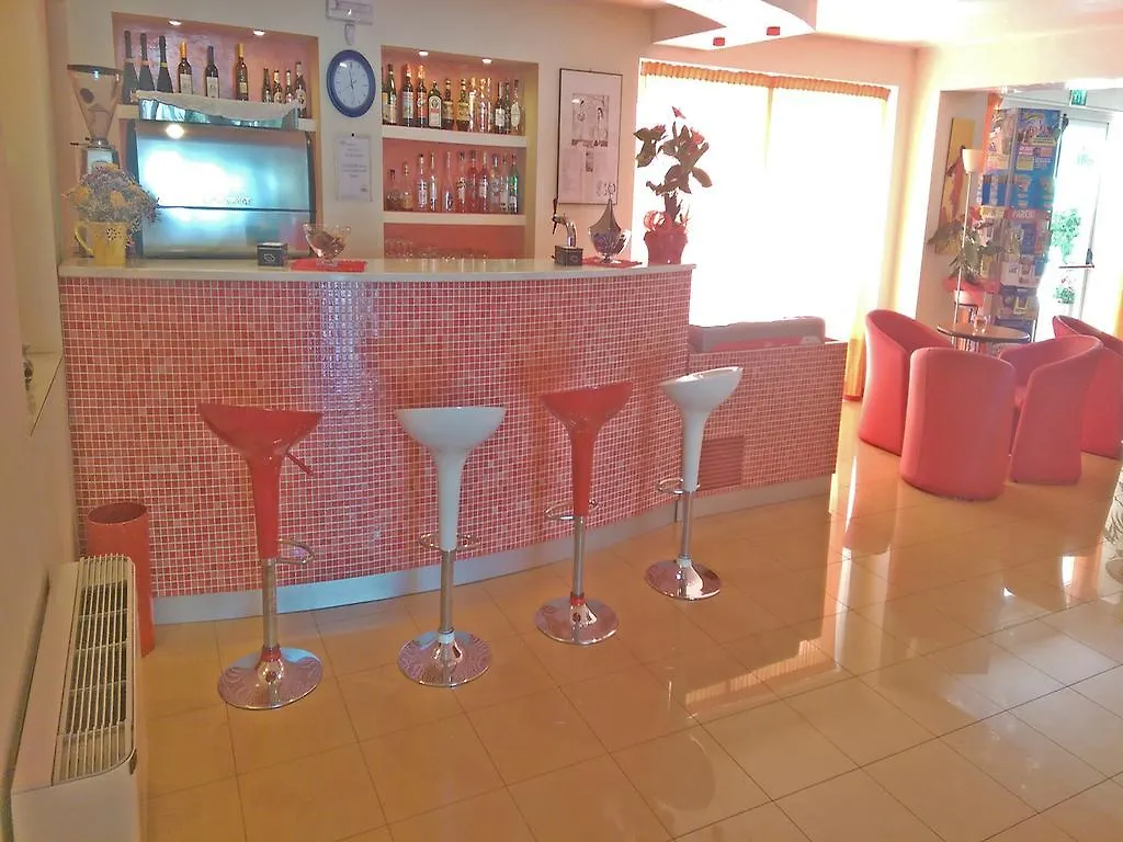 Hotel Bahama Rimini Italy